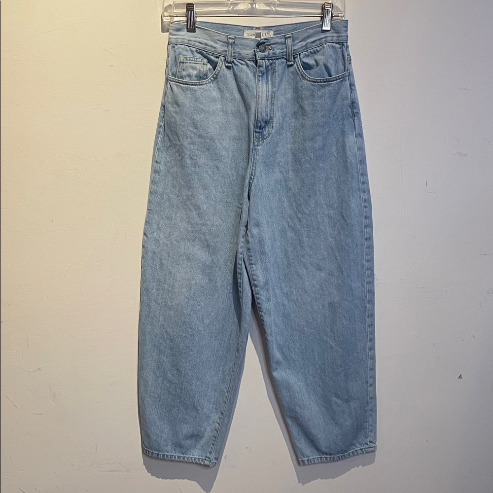 Humility jeans high rise barrel Sz 36